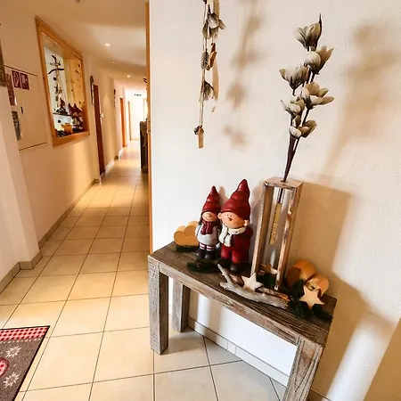 מלון Hotel-restaurant Ronalp Bürchen