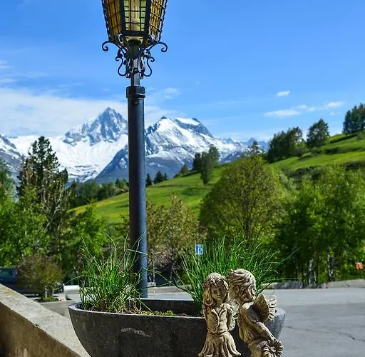 Отель Hotel-restaurant Ronalp