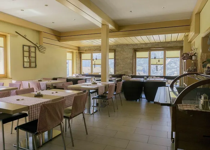 Отель Hotel-restaurant Ronalp 3*