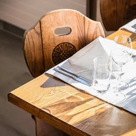 Hotel-restaurant Ronalp Отель 3*