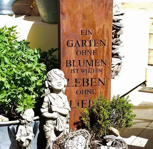 מלון Hotel-restaurant Ronalp 3*